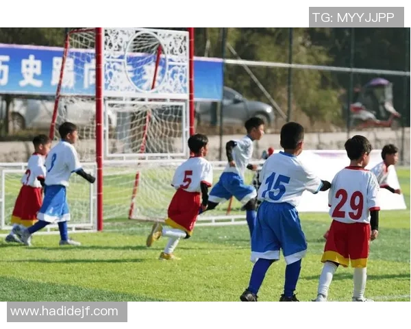 足球上门：探讨足球文化如何融入社区生活与青少年成长